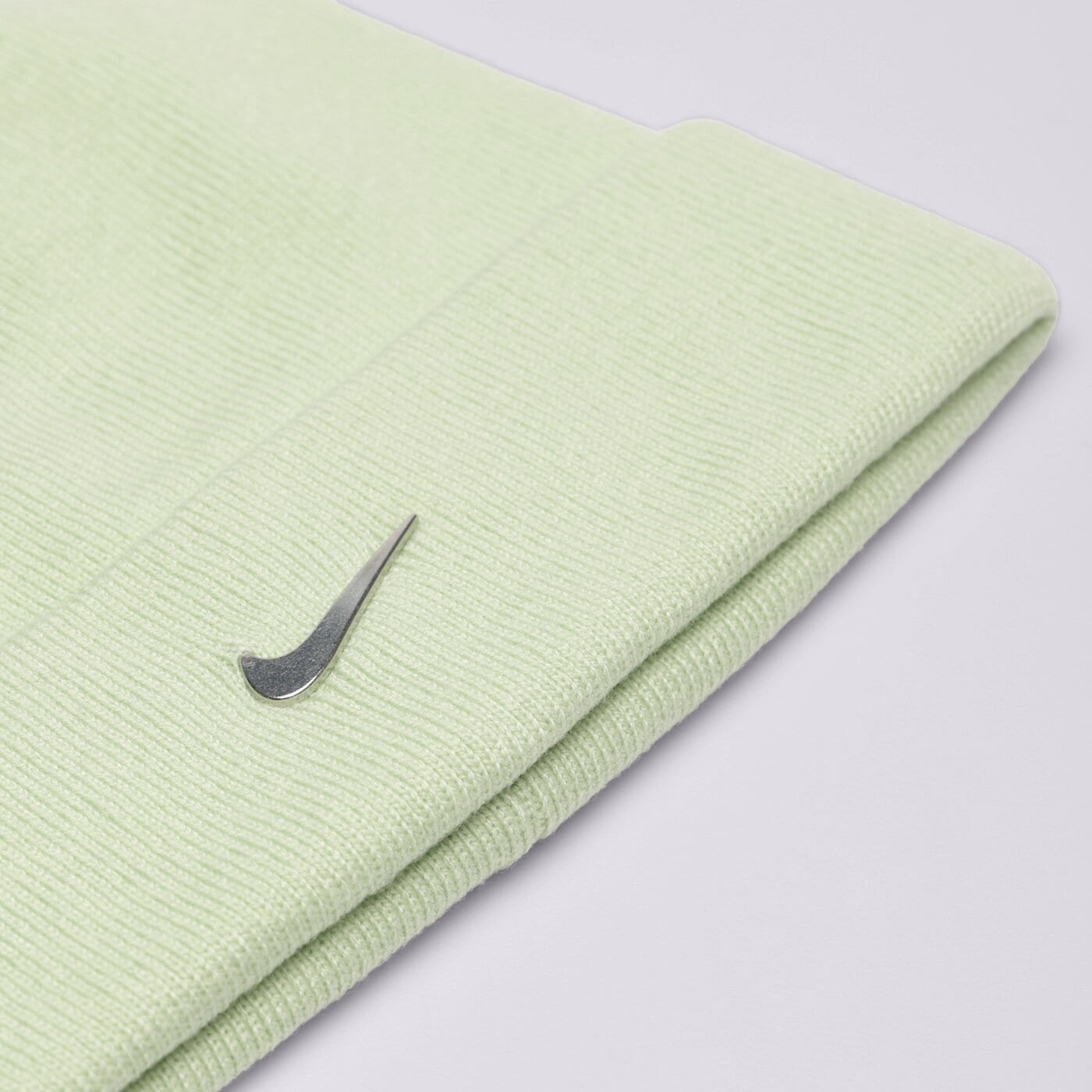 Дамска зимна шапка NIKE ШАПКА U NK PEAK BEANIE SC MTSWSH fb6527-343 цвят зелен