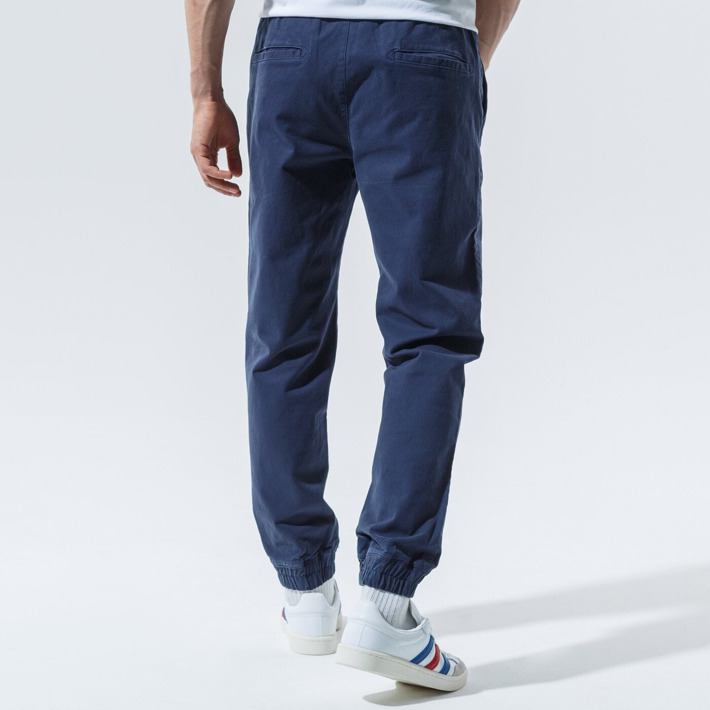 Мъжки панталони CHAMPION ПАНТАЛОНИ ELASTIC CUFF PANTS 215193bs538 цвят тъмносин