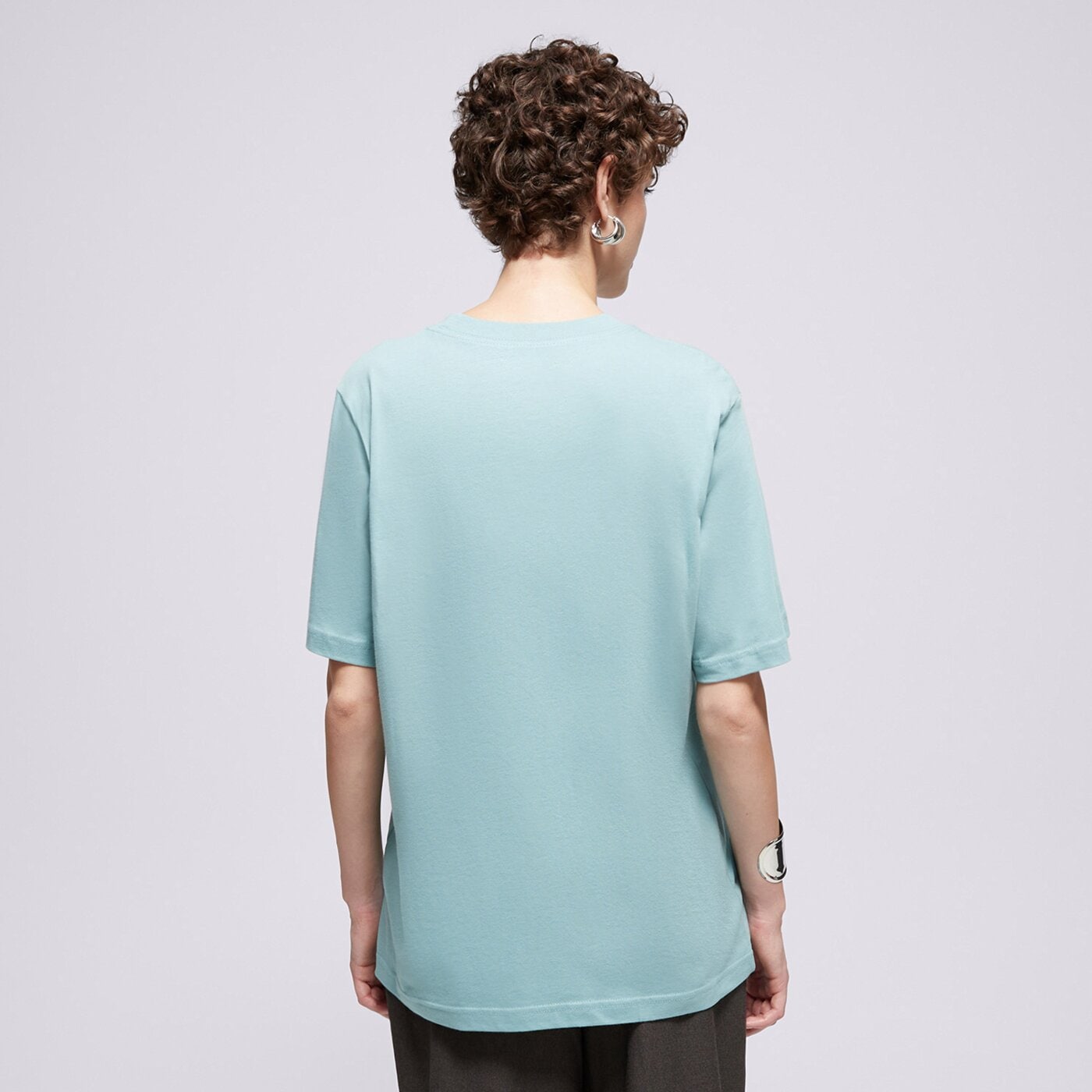 Дамска тениска NIKE ТЕНИСКА W NSW TEE ESSNTL LBR fd4149-017 цвят зелен