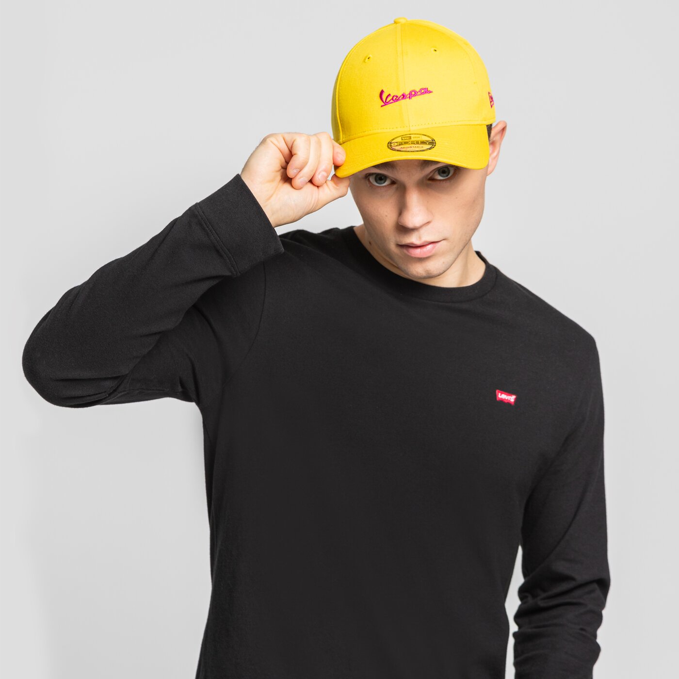 Мъжка шапка с козирка NEW ERA ШАПКА VESPA ESS 940 YEL VESPA CYY 60221450 цвят жълт