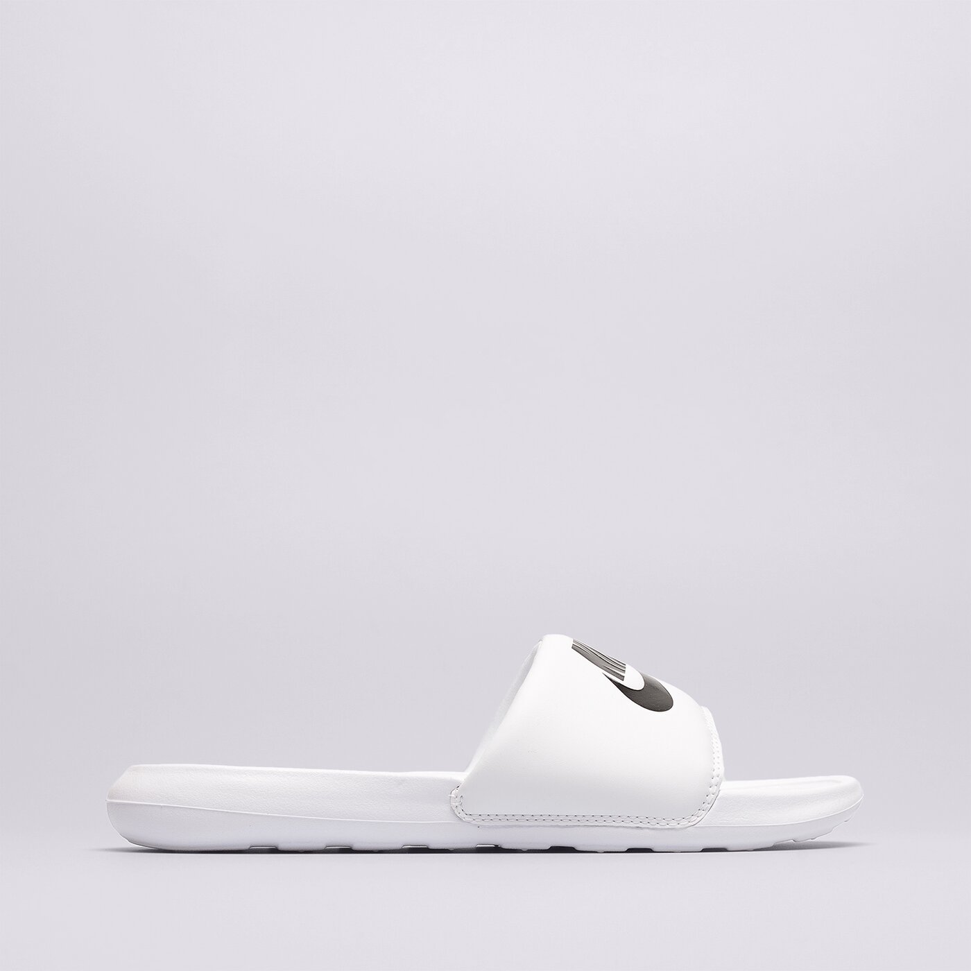 Мъжки чехли и сандали NIKE VICTORI ONE SLIDE  cn9675-100 цвят бял