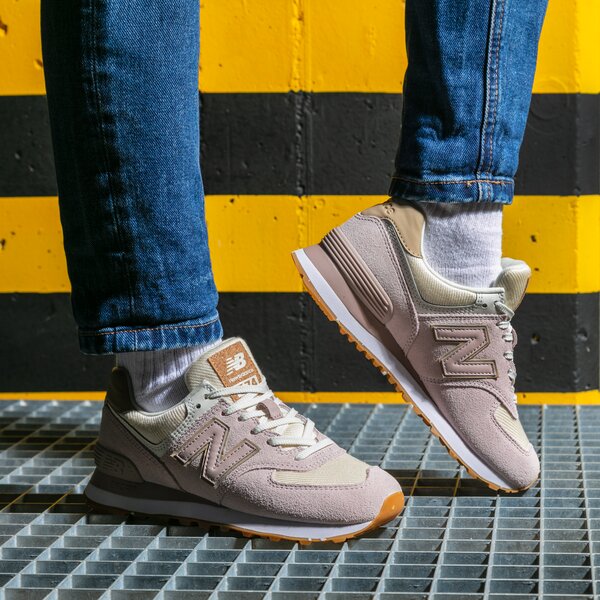 Дамски маратонки NEW BALANCE 574  wl574sp2 цвят бежов