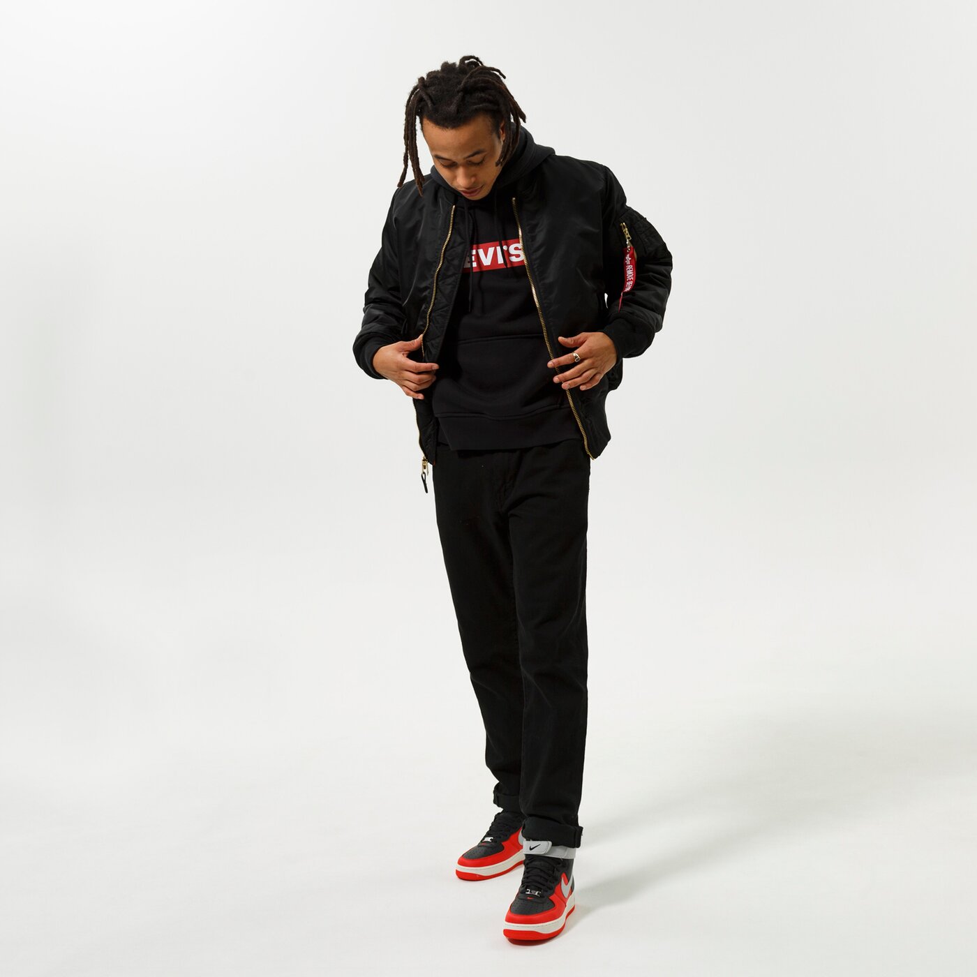 Мъжки суичър LEVI'S BOXTAB OVERHEAD HOODIE  38821-0114 цвят черен