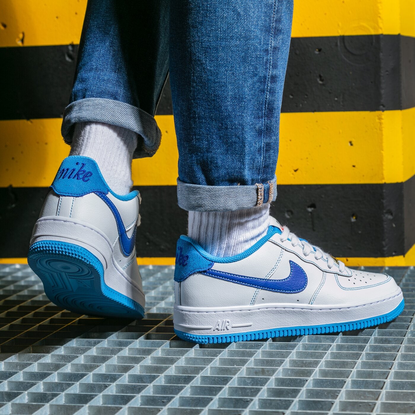 Детски маратонки NIKE AIR FORCE 1 S50 db1560-100 цвят бял