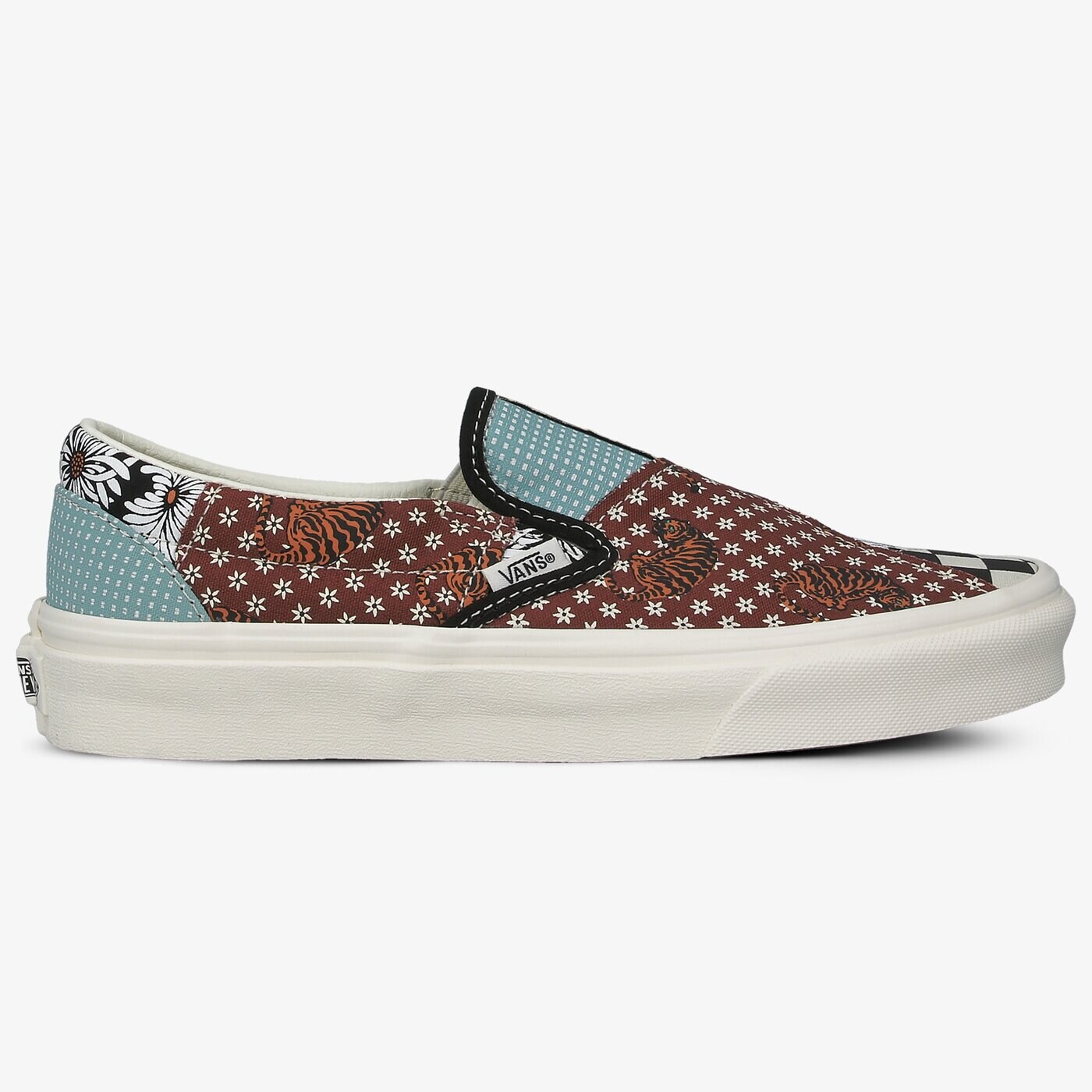 Дамски маратонки VANS UA CLASSIC SLIP-ON vn0a4u381io1 цвят многоцветен