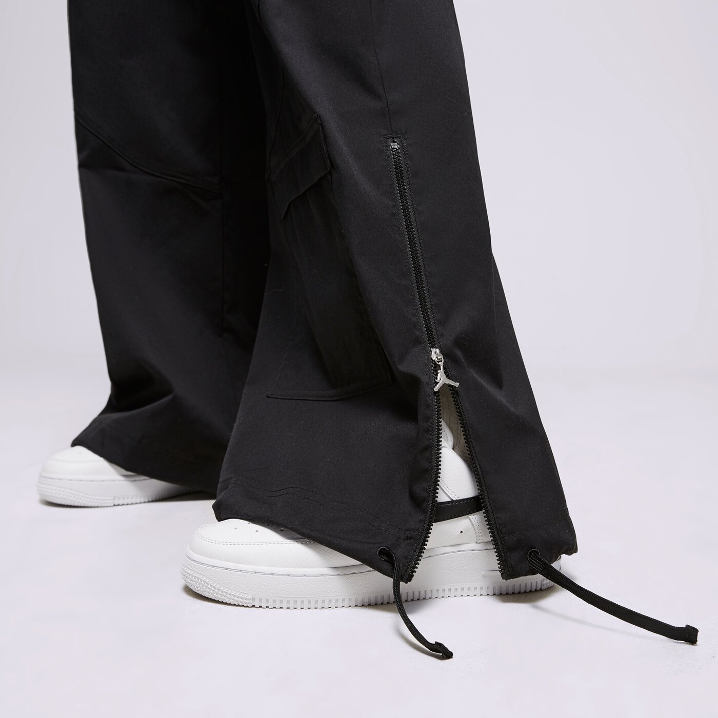 Дамски панталони JORDAN ПАНТАЛОНИ W J CHICAGO PANT dz3349-010 цвят черен