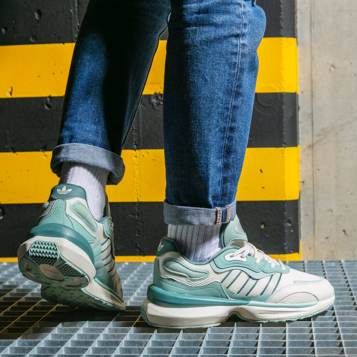 Дамски маратонки ADIDAS ZENTIC W gx0422 цвят бял