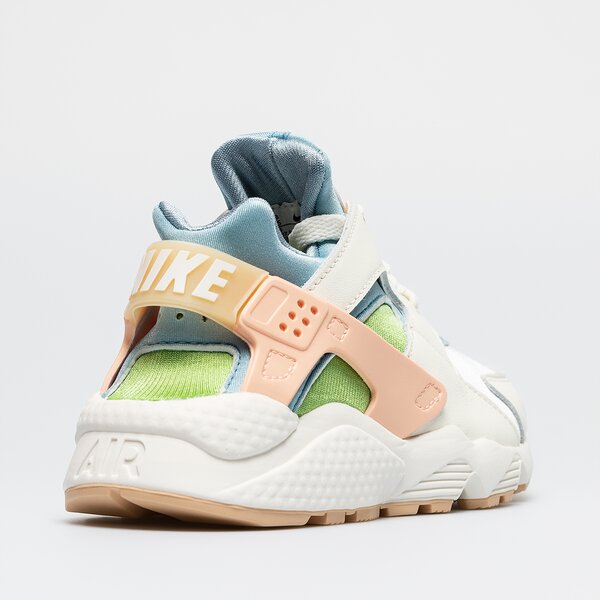 Дамски маратонки NIKE AIR HUARACHE SE dq0117-100 цвят многоцветен