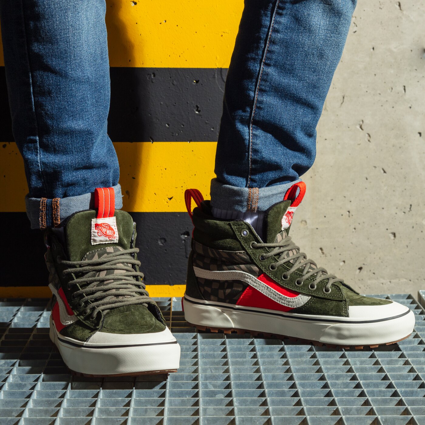 Мъжки маратонки VANS SK8-HI MTE-2 vn0a5hzz6l61 цвят зелен