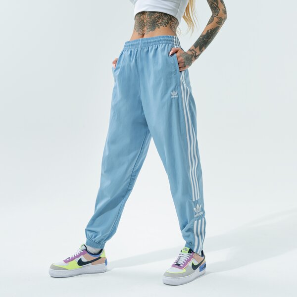 Дамски панталони ADIDAS ПАНТАЛОНИ TRACK PANTS h20548 цвят син