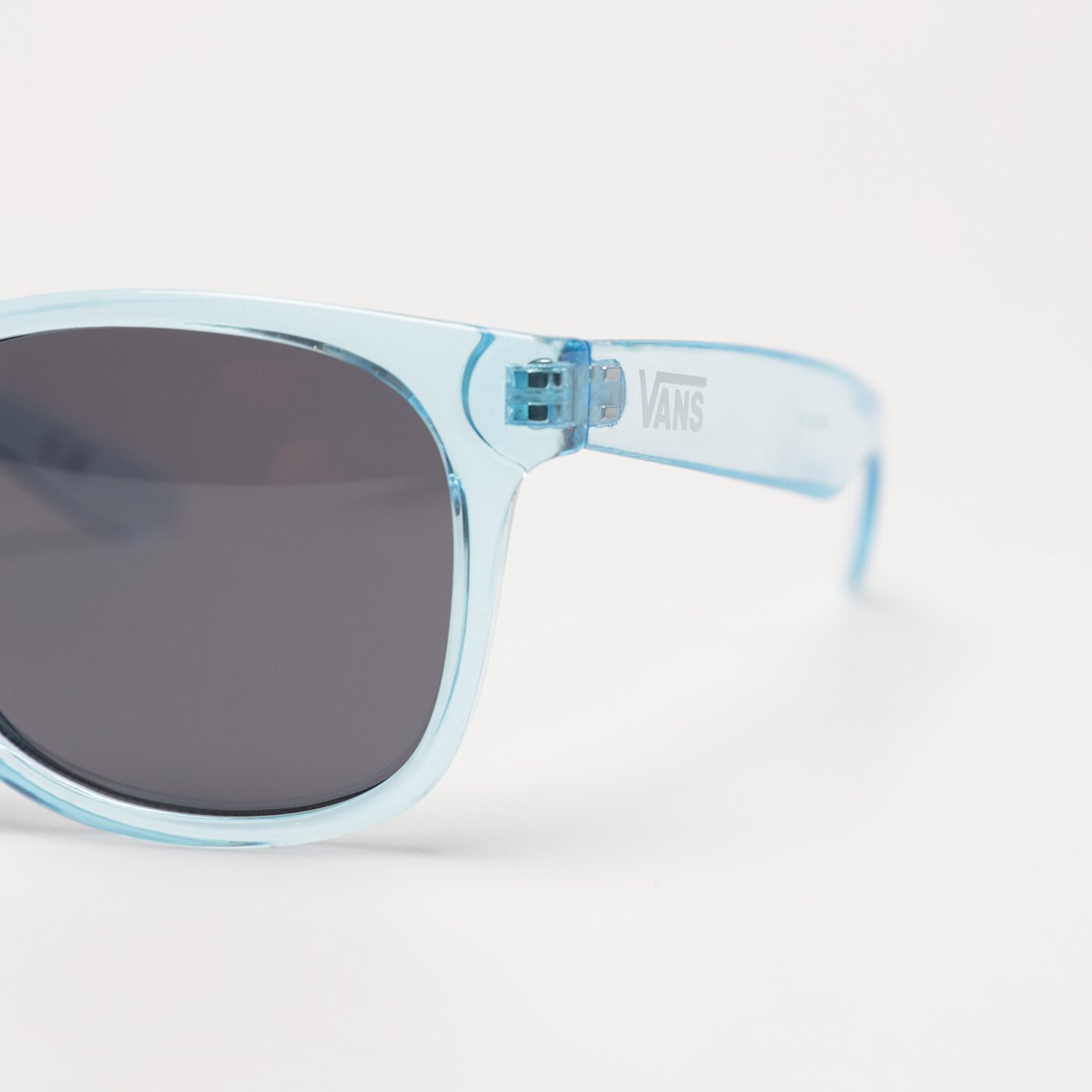 Дамски слънчеви очила VANS ОЧИЛА SPICOLI 4 SHADES vn000lc0g5o цвят черен