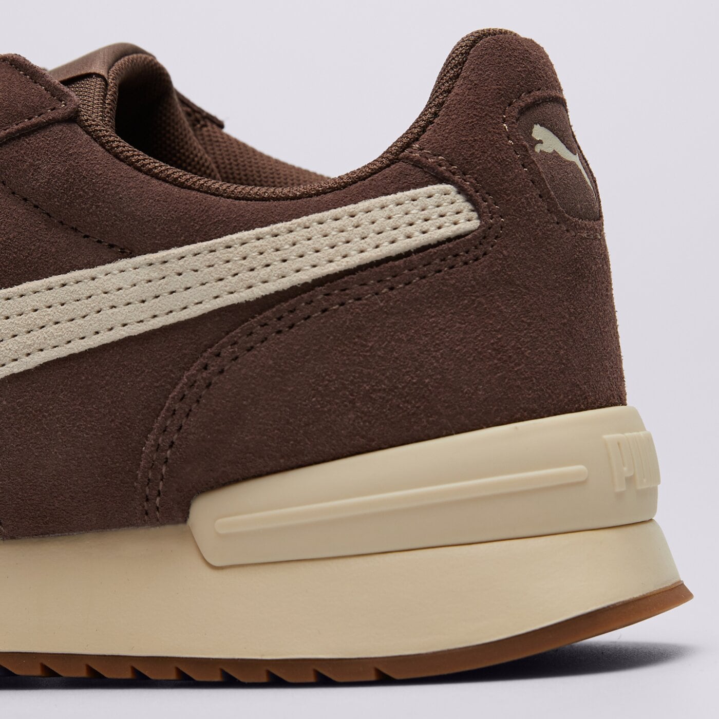 Мъжки маратонки PUMA R78 WIND SD 40266005 цвят кафяв