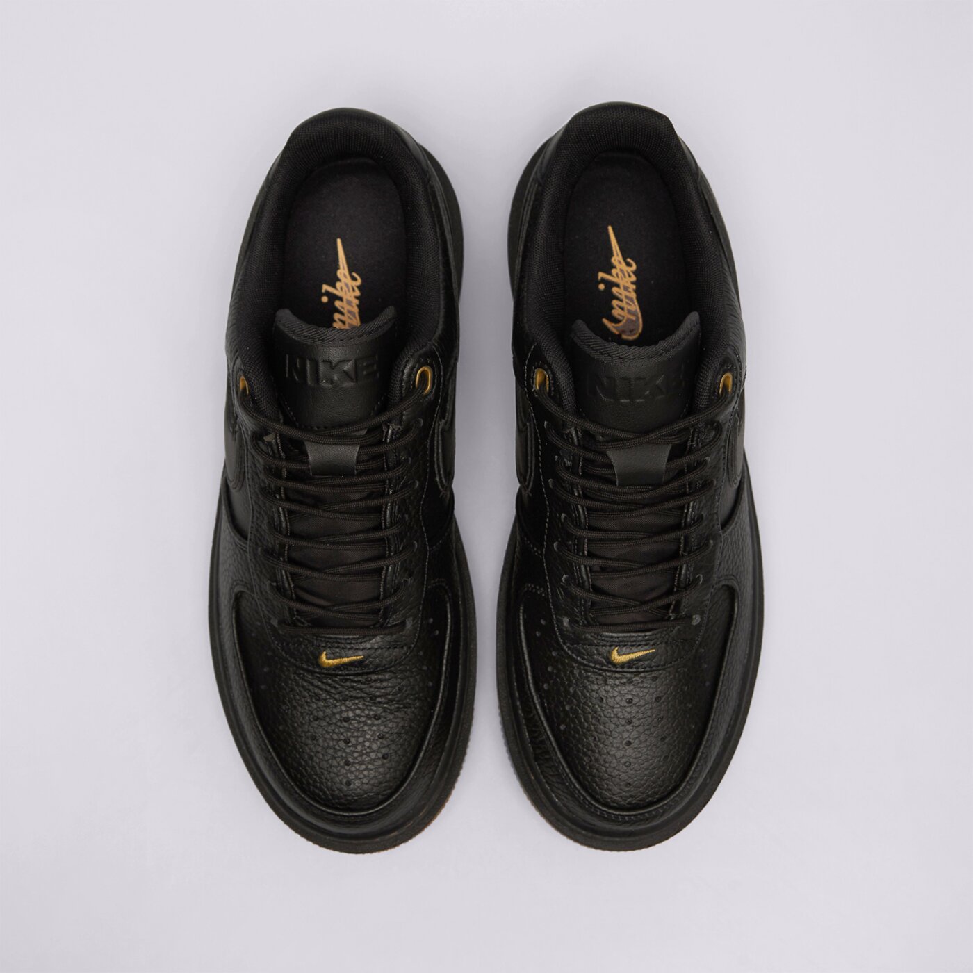 Мъжки маратонки NIKE AIR FORCE 1 LUXE db4109-001 цвят черен