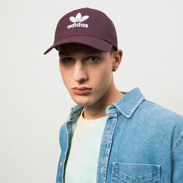 Дамска шапка с козирка ADIDAS ШАПКА BASEB CLASS TRE hl9328 цвят бордо