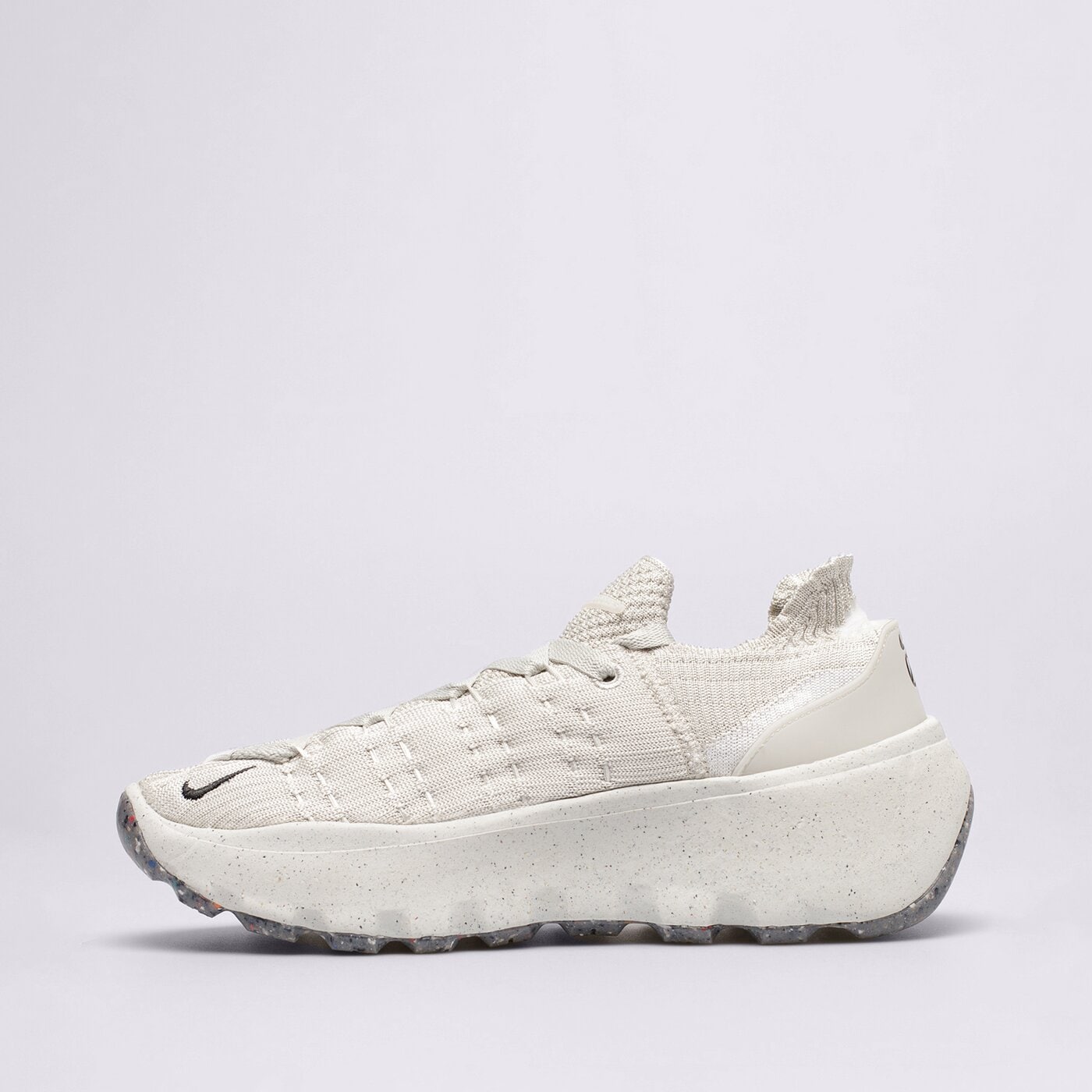 Дамски маратонки NIKE SPACE HIPPIE 04 da2725-002 цвят бежов