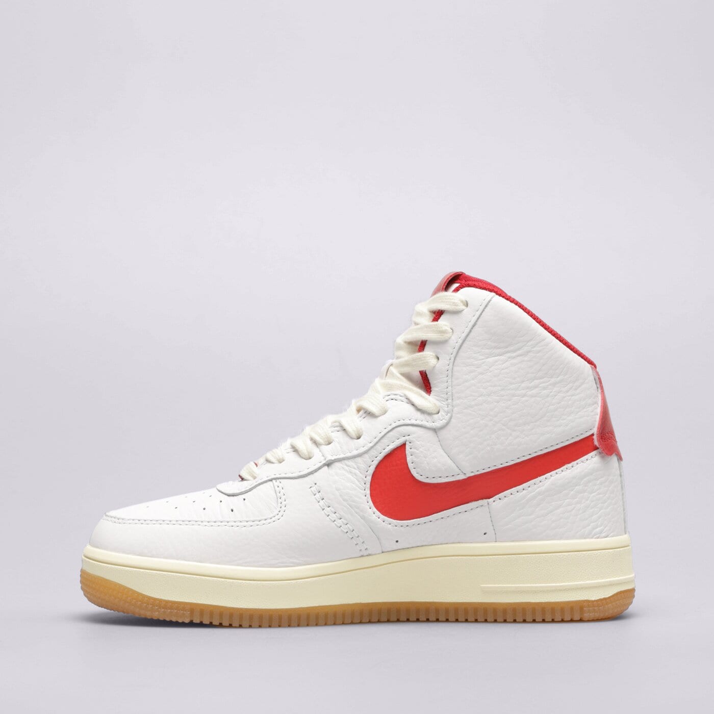 Дамски маратонки NIKE WMNS AF1 SCULPT  fn3500-100 цвят бял