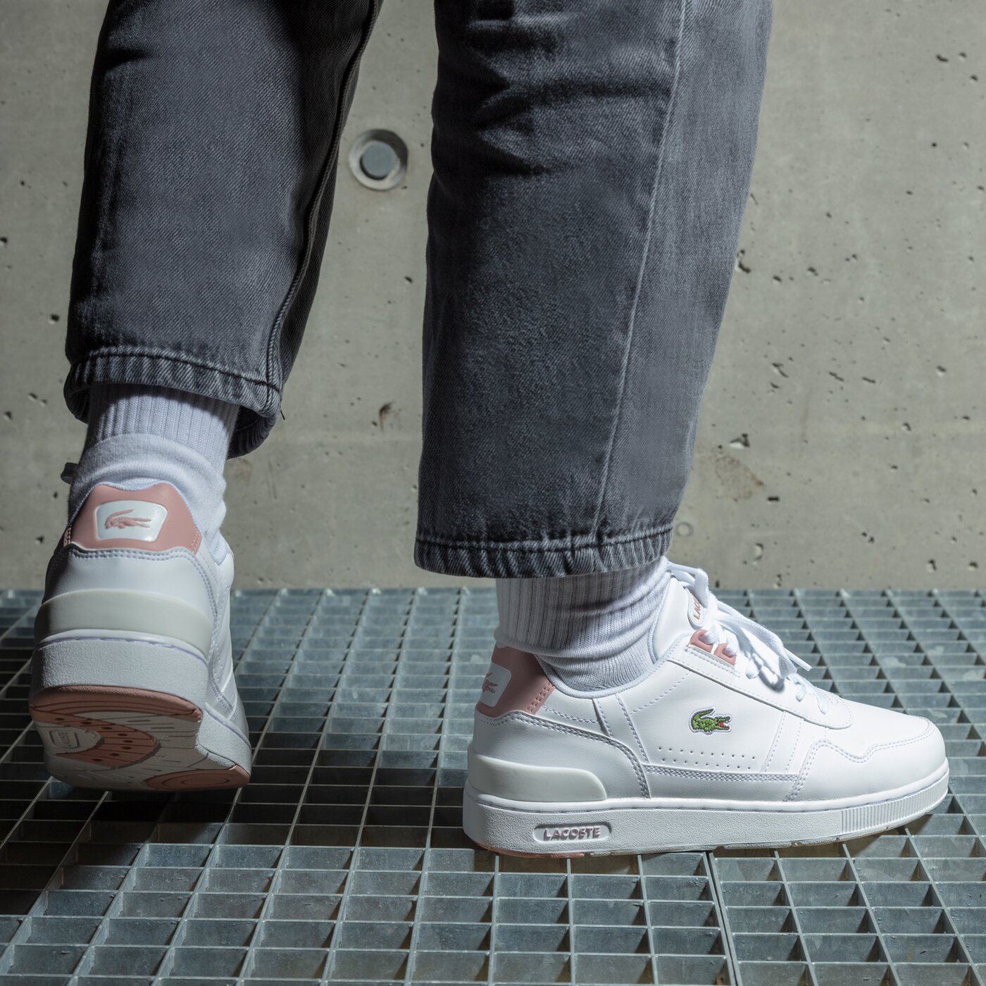 Детски маратонки LACOSTE T-CLIP 0121 1 SUJ 742suj00041y9 цвят бял