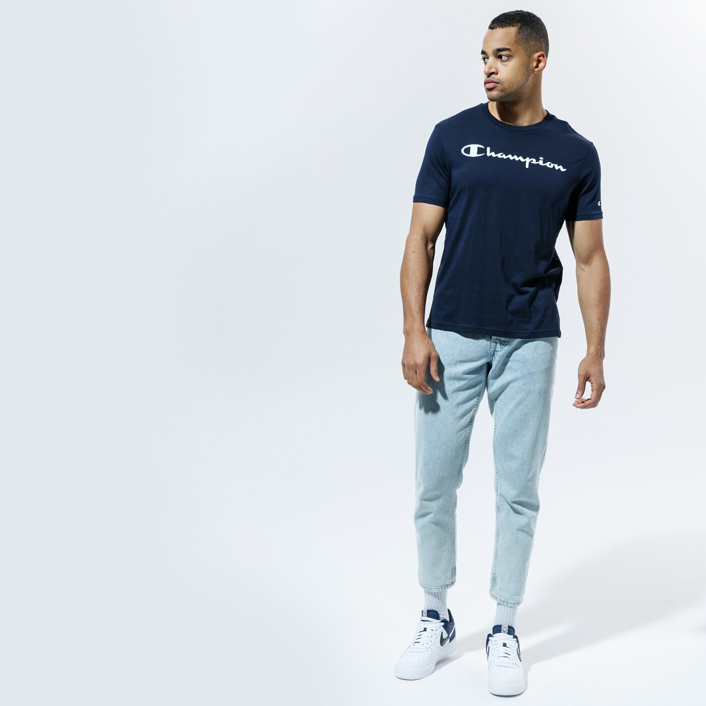 Мъжка тениска CHAMPION ТЕНИСКА CREWNECK ТЕНИСКА 214747bs501 цвят тъмносин