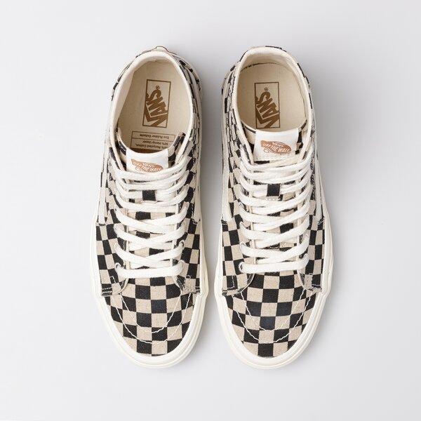 Дамски маратонки VANS UA SK8-HI TAPERED vn0a5kru7051 цвят бял