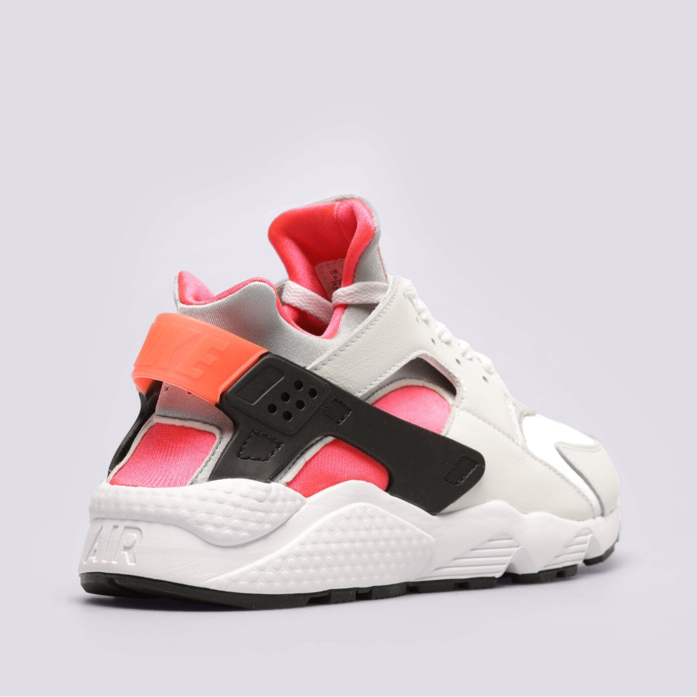 Мъжки маратонки NIKE AIR HUARACHE  dx4259-100 цвят бял