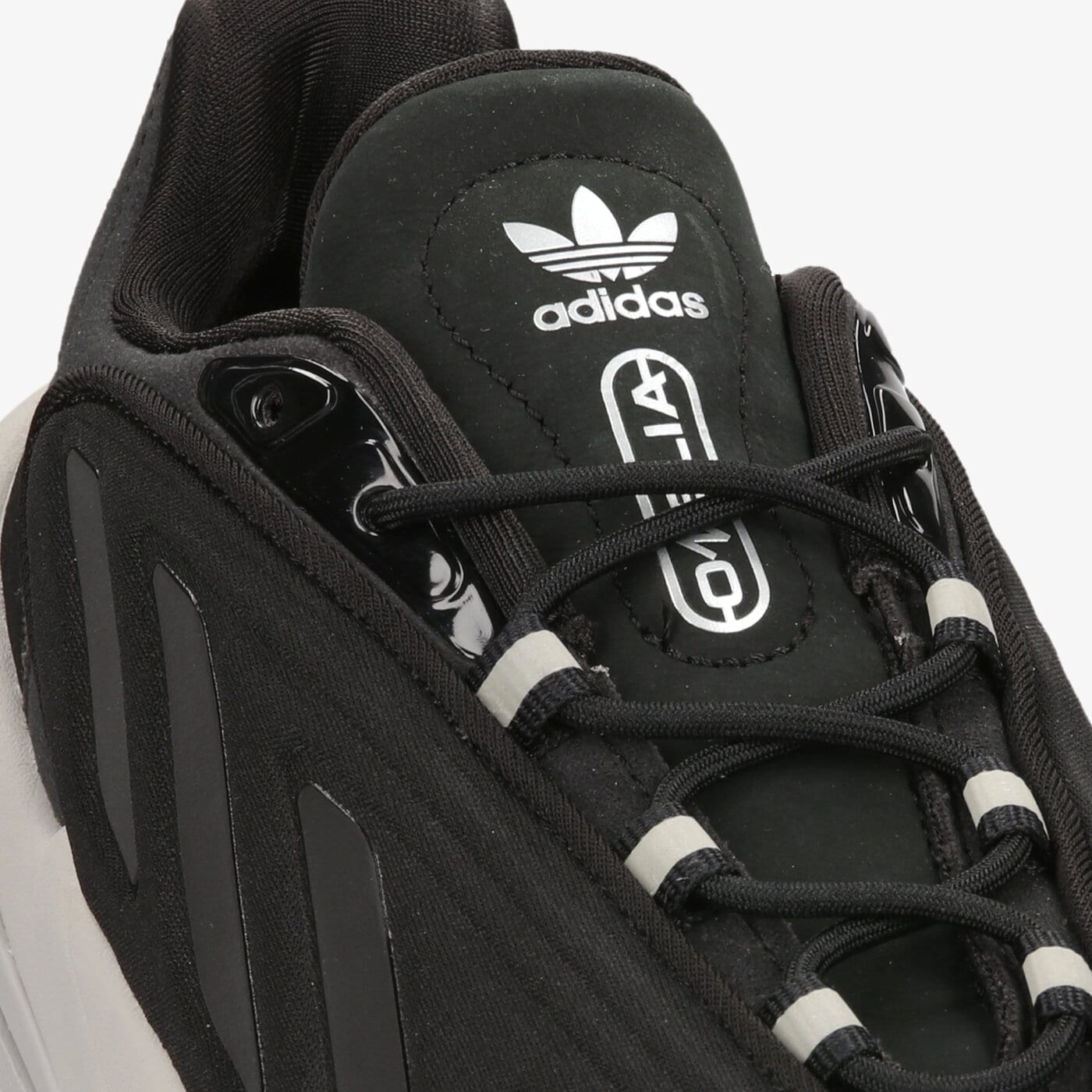 Дамски маратонки ADIDAS OZELIA W gw0613 цвят сив