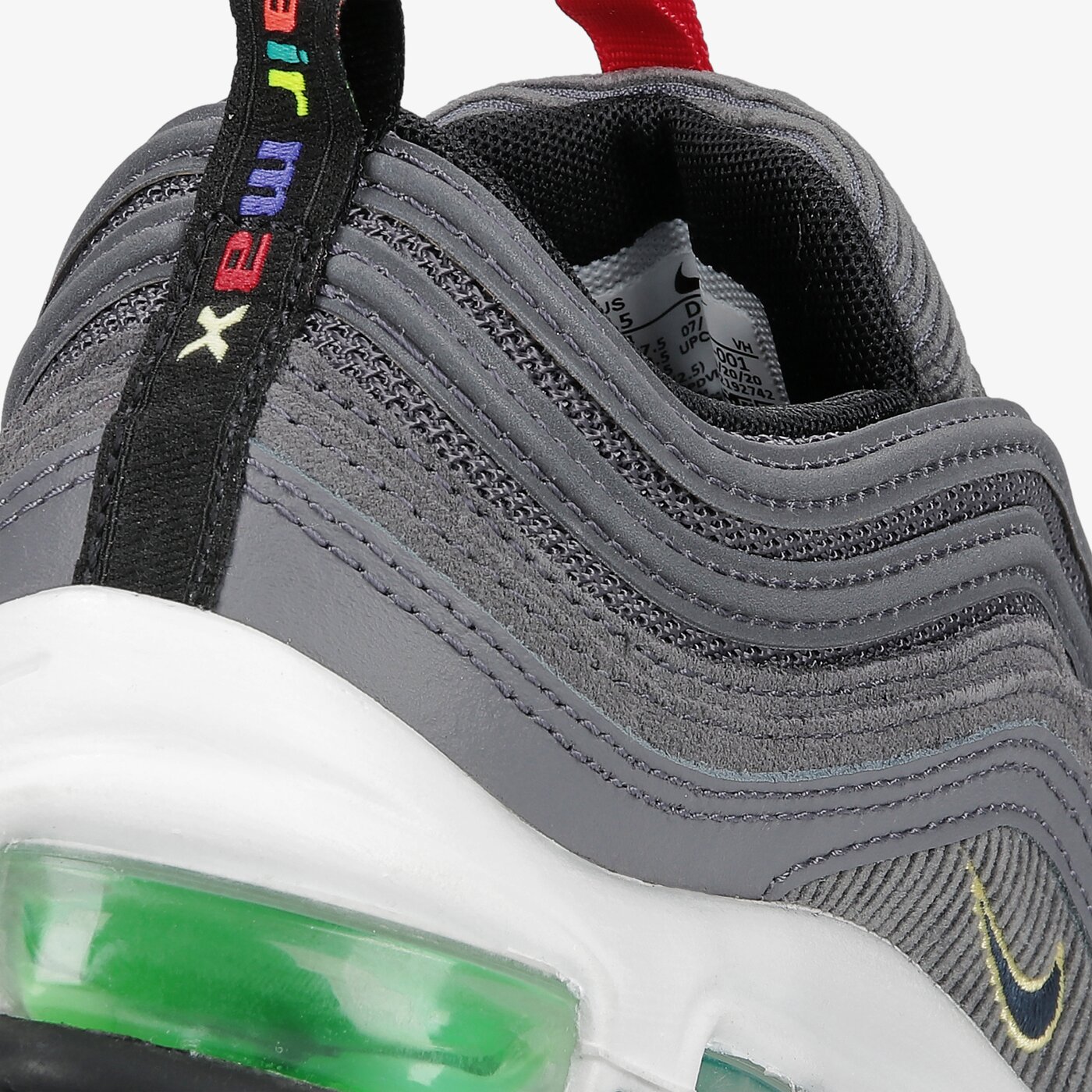 Дамски маратонки NIKE AIR MAX 97 SE dd1499-001 цвят сив