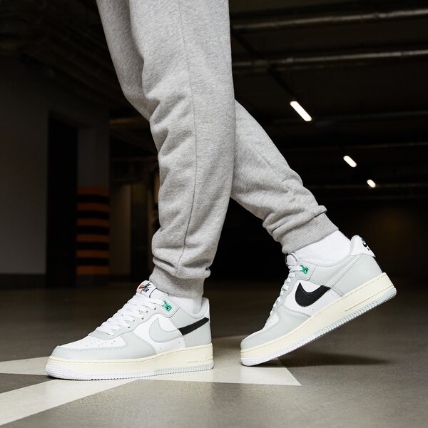 Мъжки маратонки NIKE AIR FORCE 1 '07 LV8 dz2522-001 цвят сив