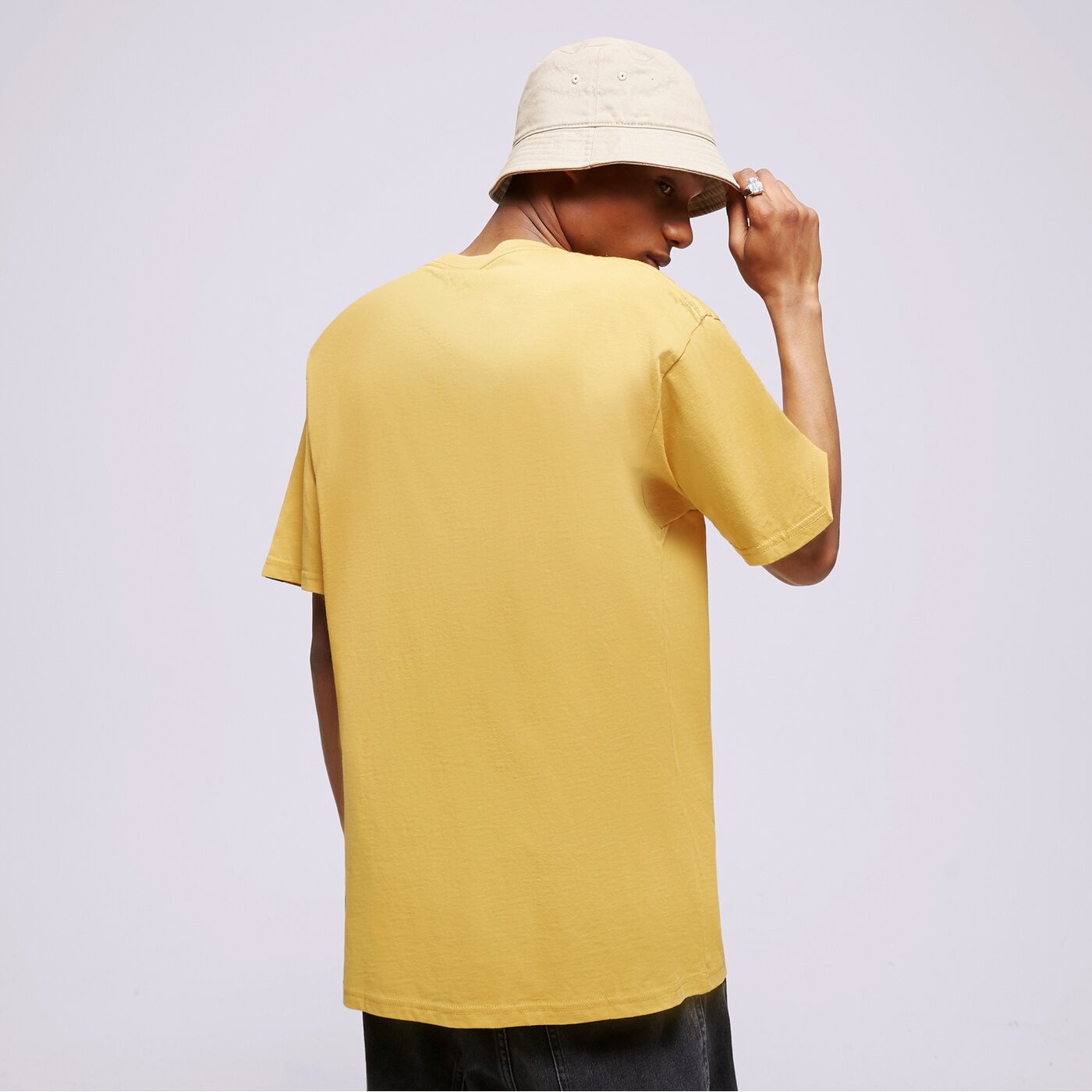 Мъжка тениска VANS ТЕНИСКА MN LEFT CHEST LOGO TEE NARCISSUS vn0a3czebwv1 цвят жълт