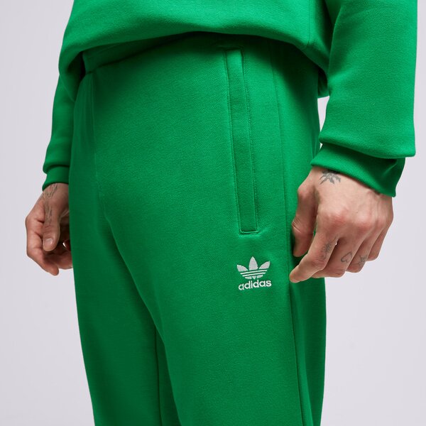 Мъжки панталони ADIDAS ПАНТАЛОНИ ESSENTIALS PANT im2102 цвят зелен