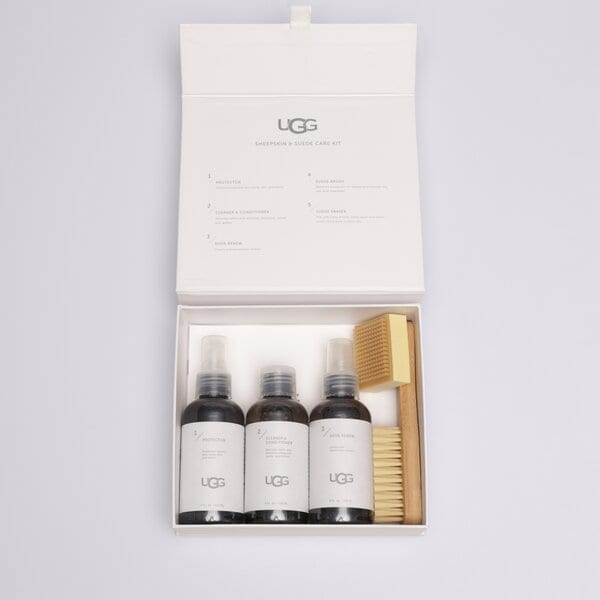  UGG КОМПЛЕКТ ЗА ПОЧИСТВАНЕ CARE KIT 1017827-0 цвят бежов