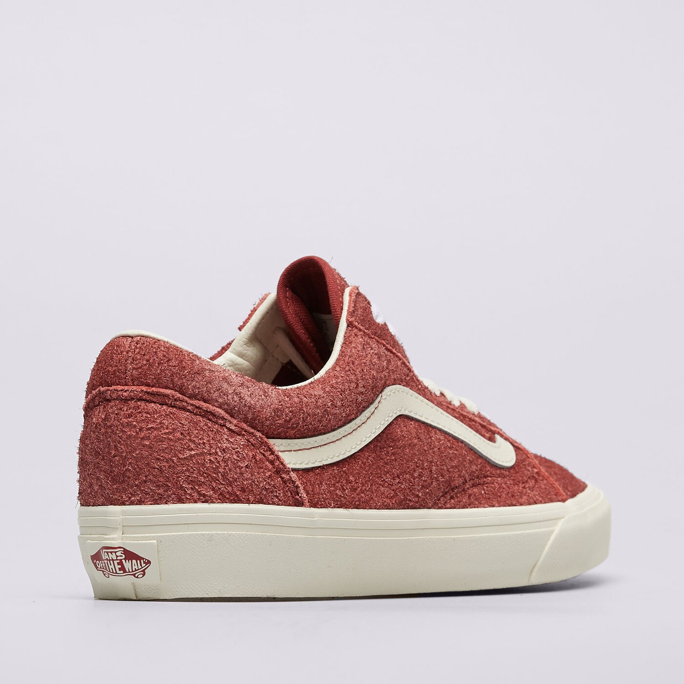 Дамски маратонки VANS OLD SKOOL  vn000d6wcrl1 цвят бордо