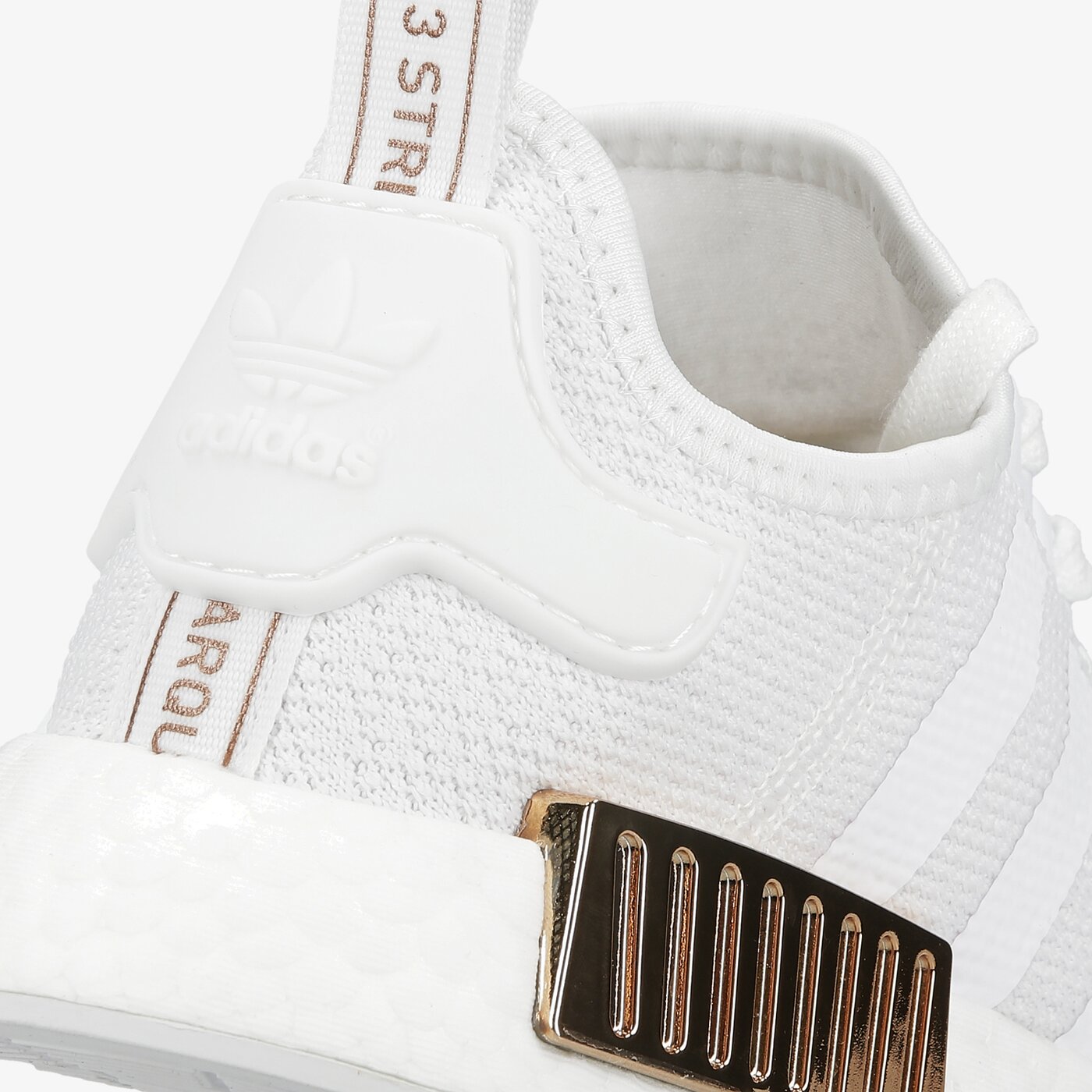 Дамски маратонки ADIDAS NMD_R1 W fv1788 цвят бял