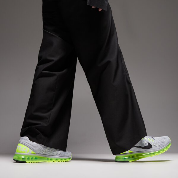 Мъжки маратонки NIKE AIR MAX 2013 hf3660-003 цвят сив