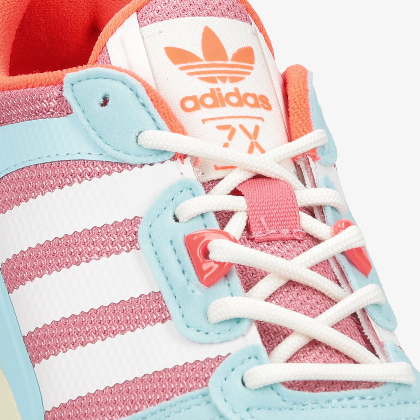 Детски маратонки ADIDAS ZX 700 HD J fy2653 цвят многоцветен