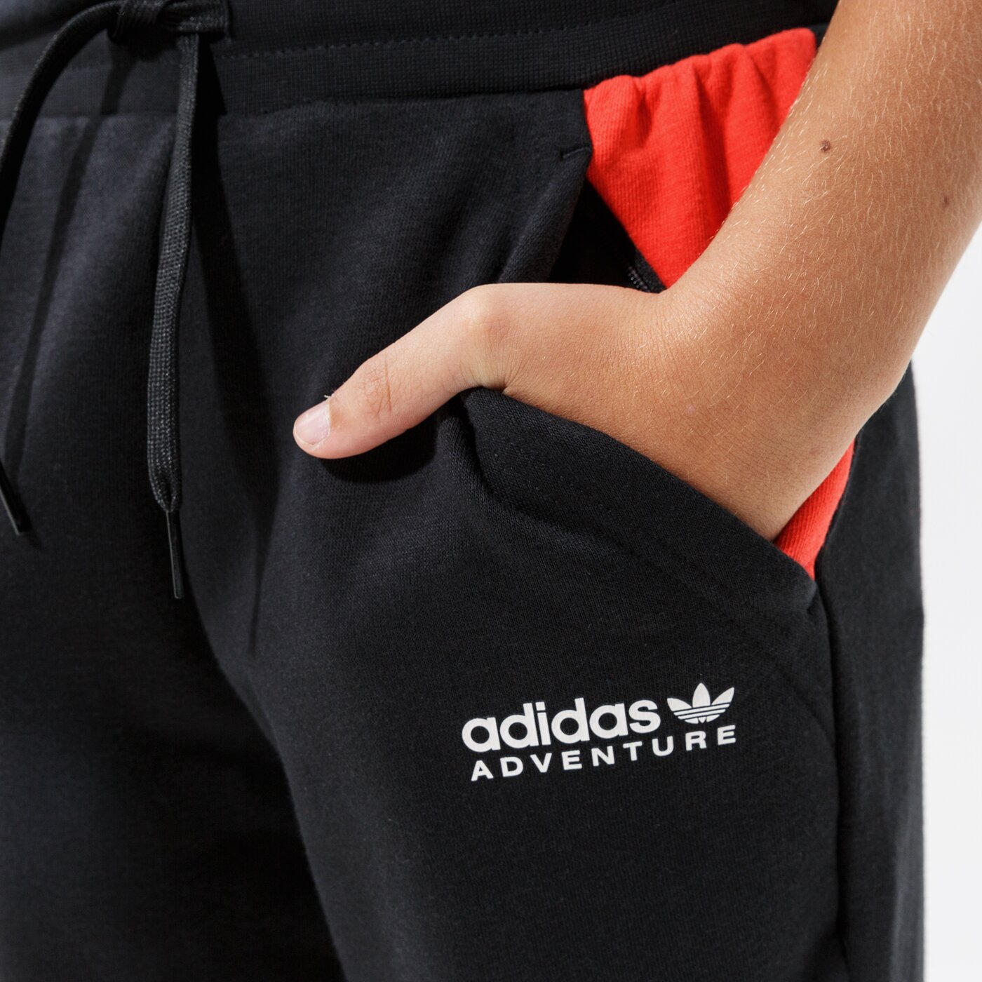 Детски панталони ADIDAS ПАНТАЛОНИ PANTS BOY h31228 цвят черен