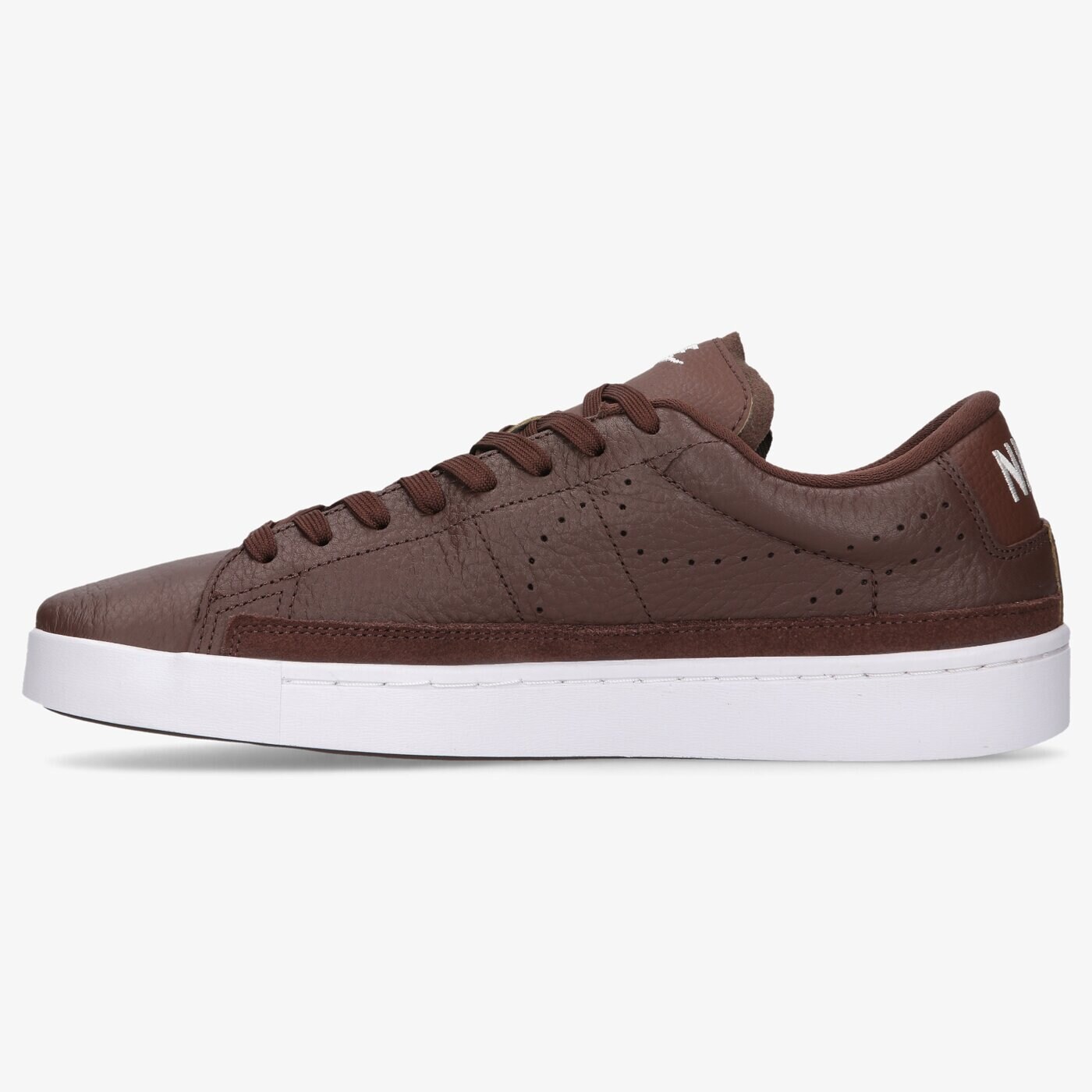 Мъжки маратонки NIKE BLAZER LOW X da2045-200 цвят кафяв