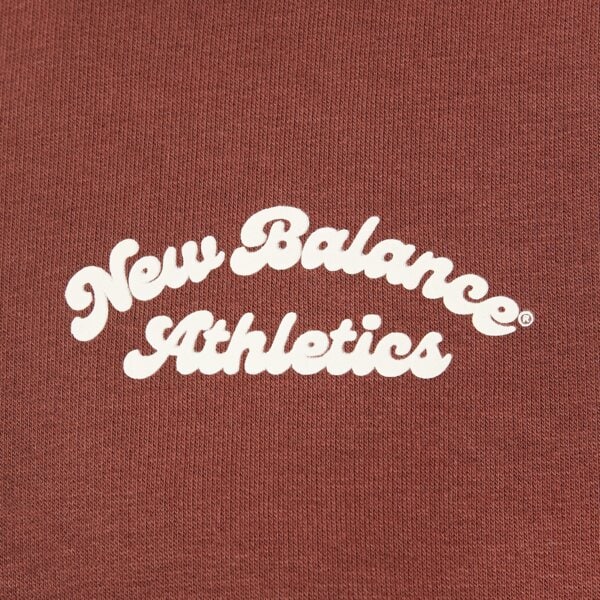 Дамски суичър NEW BALANCE СУИТЧЪР LINEAR HERITAGE FLEECE CREW wt53516rok цвят кафяв