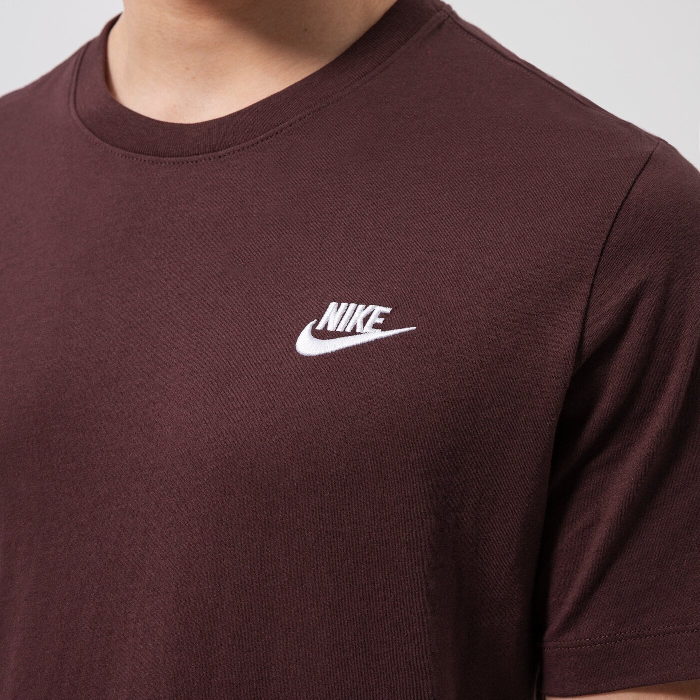 Мъжка тениска NIKE ТЕНИСКА SPORTSWEAR CLUB ar4997-203 цвят бордо