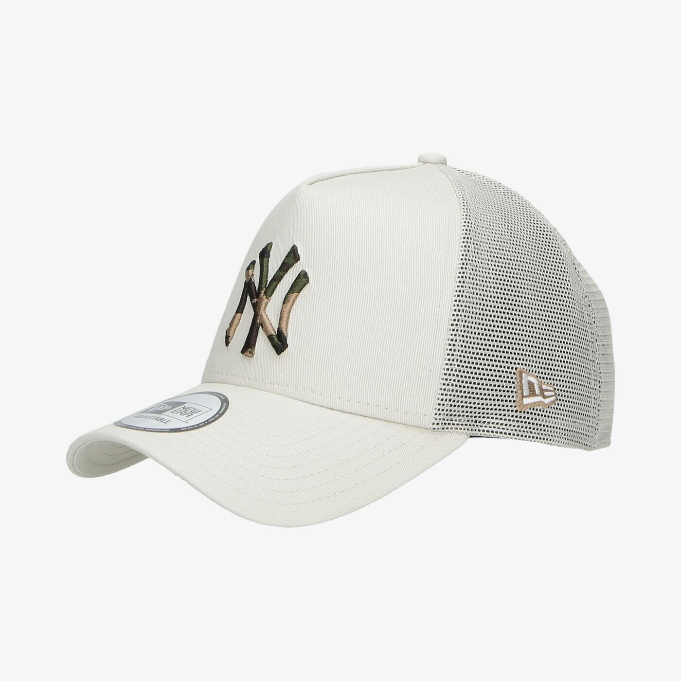 Дамска шапка с козирка NEW ERA ШАПКА CAMO INFILL TRUCKER NEYYAN STN 60112692 цвят бял