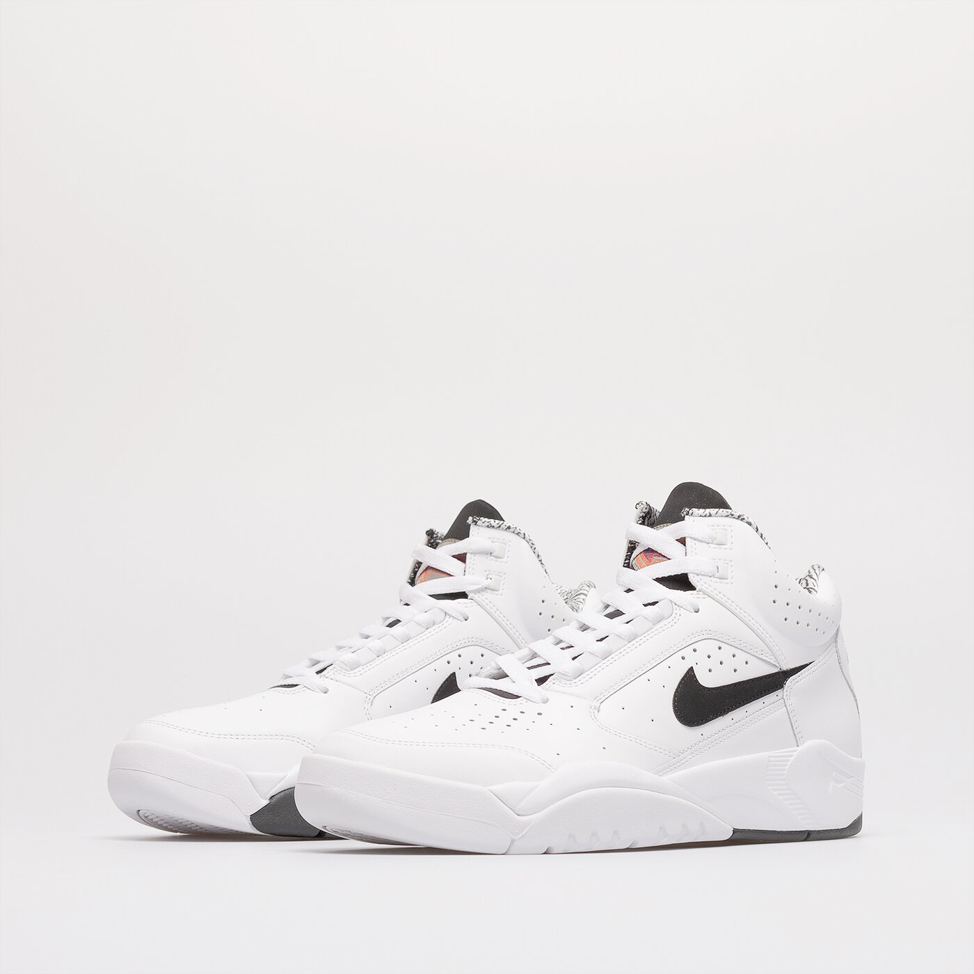 Мъжки маратонки NIKE AIR FLIGHT LITE MID dj2518-100 цвят бял