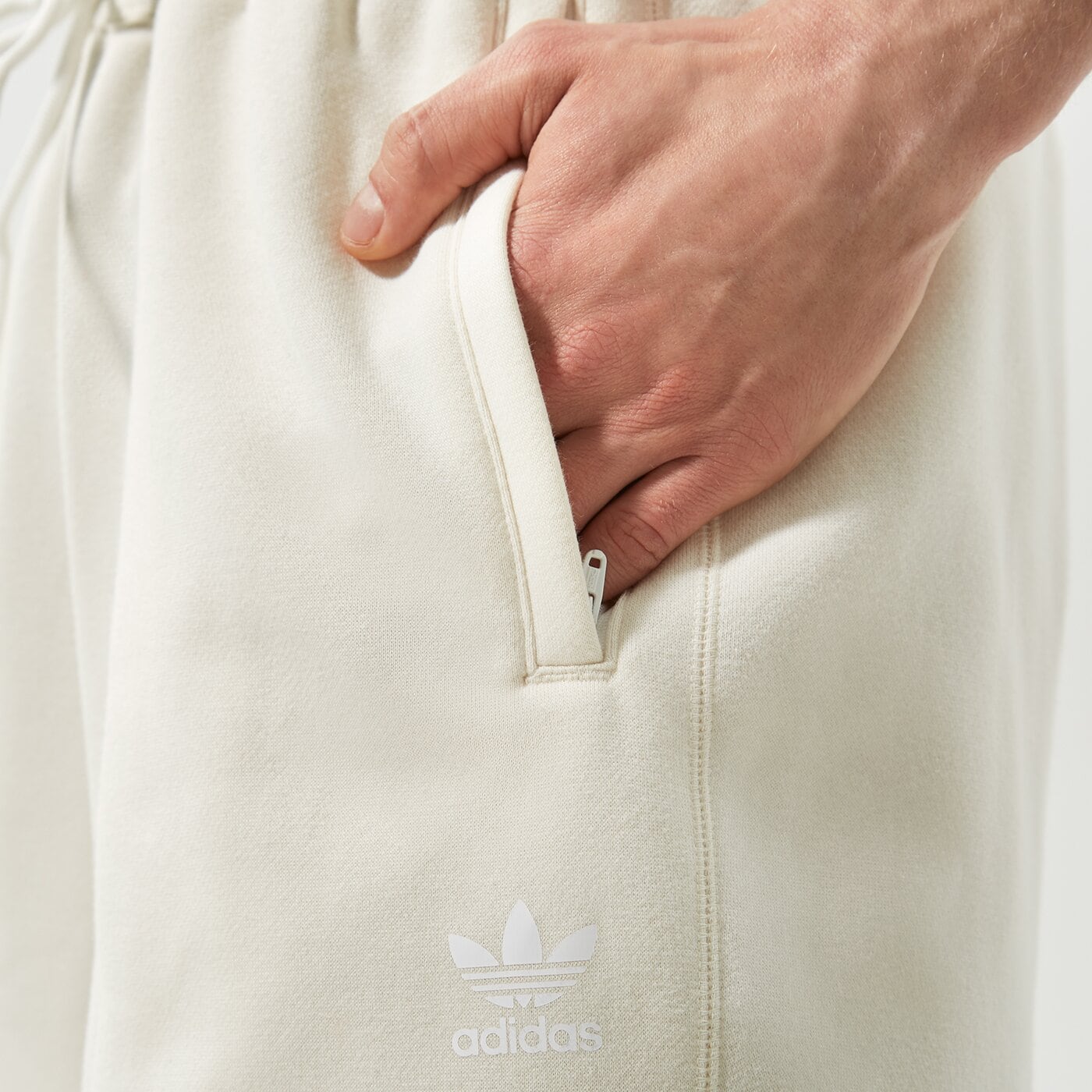 Мъжки къси панталони ADIDAS ШОРТИ CC SHORT hc1969 цвят бежов