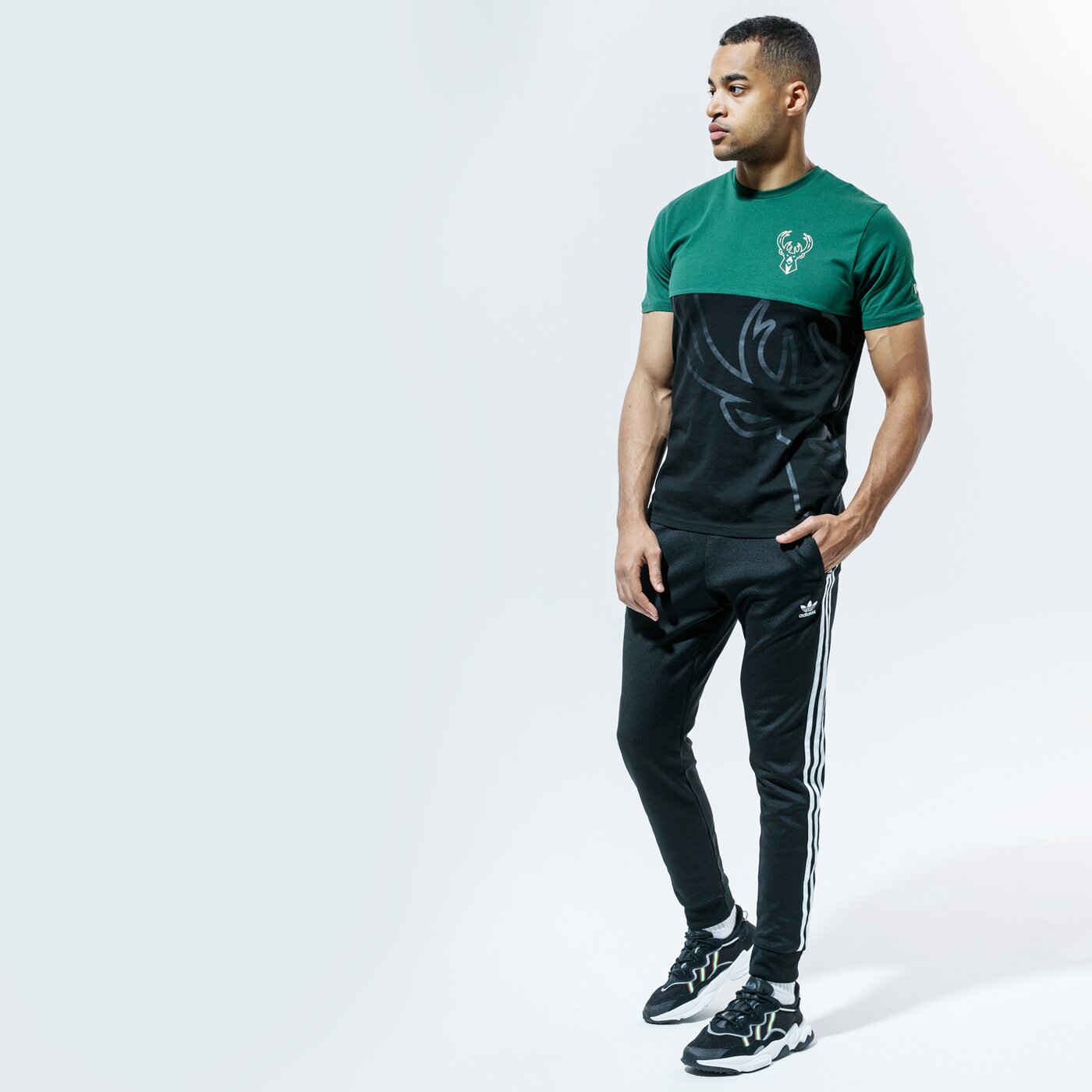 Мъжка тениска NEW ERA ТЕНИСКА NBA LARGE OTL SS TEE MILBUC PNGBLK 12487533 цвят черен