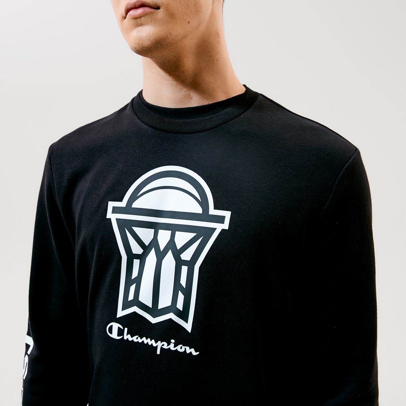 Мъжки суичър CHAMPION СУИТЧЪР CREWNECK SWEATSHIRT 214995kk001 цвят черен