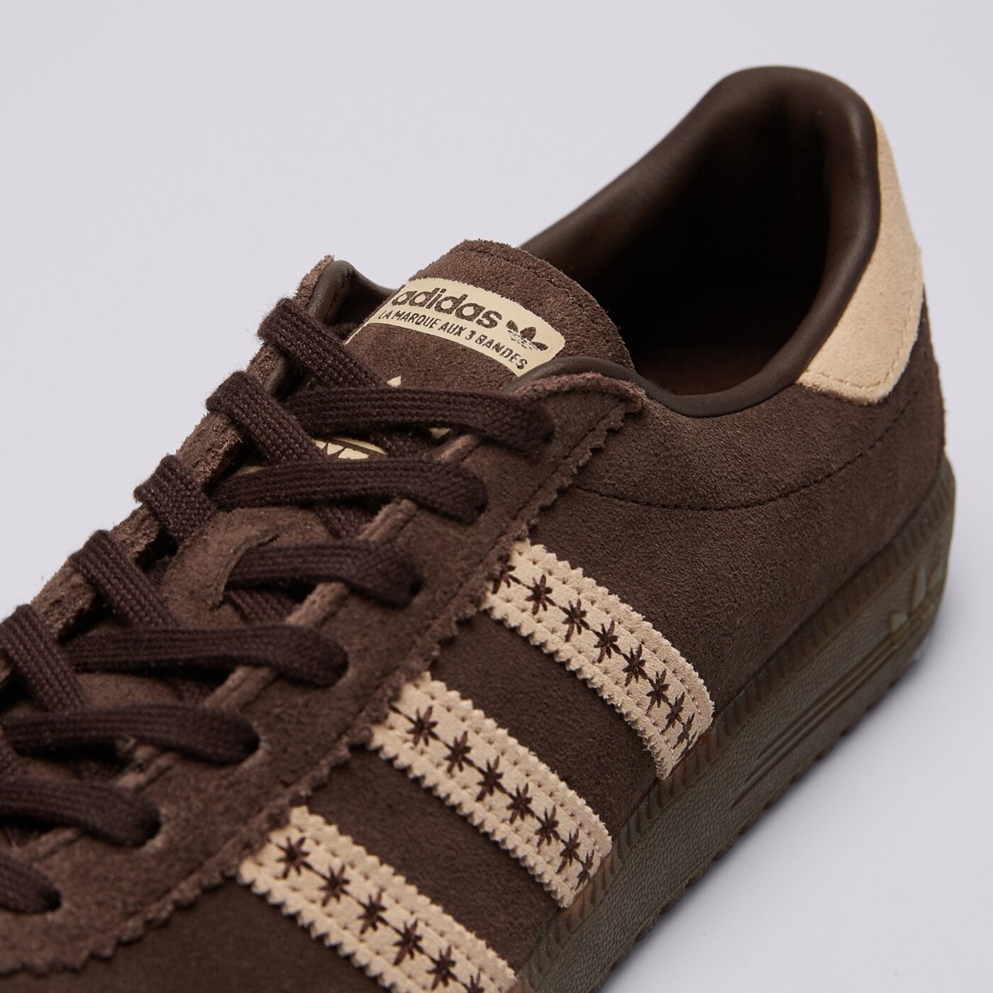 Дамски маратонки ADIDAS ADIDAS BRMD W js3971 цвят кафяв