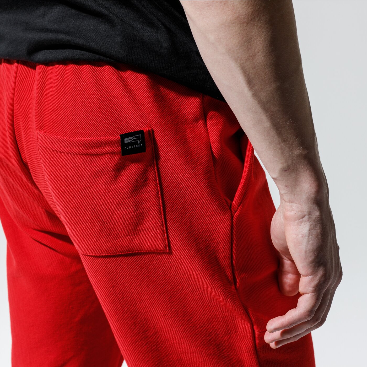 Мъжки къси панталони CONFRONT ШОРТИ DAVOS cf120szm28001 цвят червен