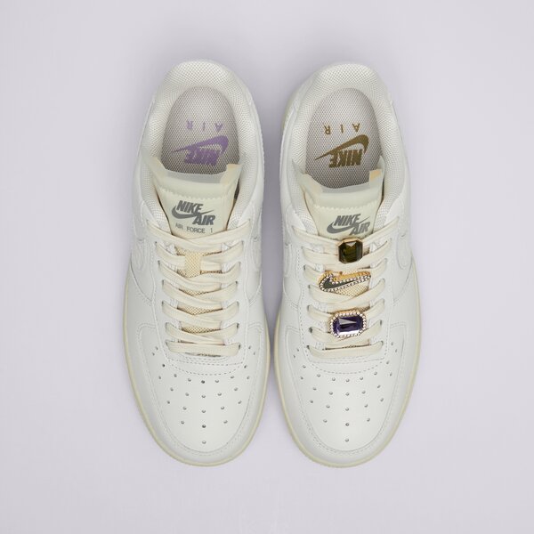 Дамски маратонки NIKE AIR FORCE 1 LOW PREMIUM dn5463-100 цвят бял