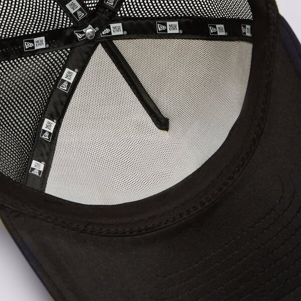 Мъжка шапка с козирка NEW ERA ШАПКА NE PATCH TRUCKER NONE 60503525 цвят черен