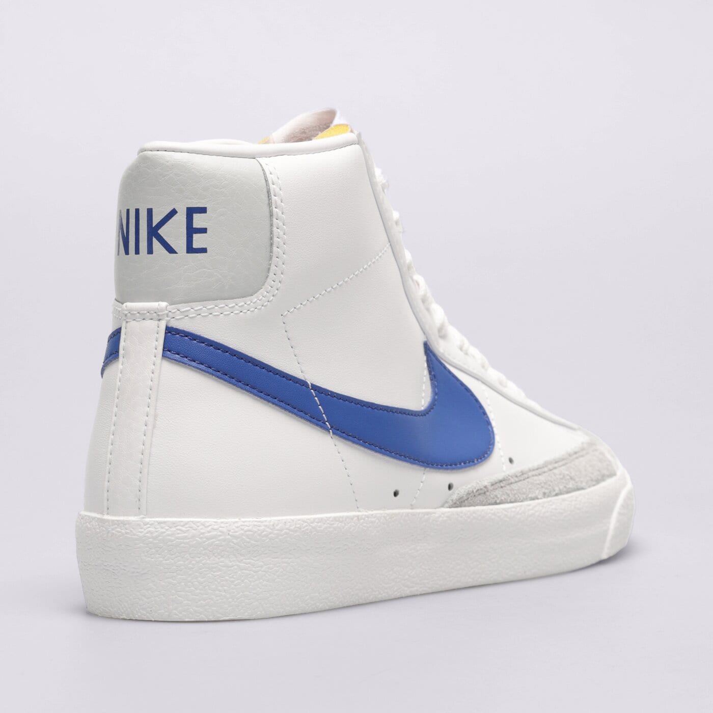 Мъжки маратонки NIKE BLAZER MID '77 VINTAGE bq6806-124 цвят бял