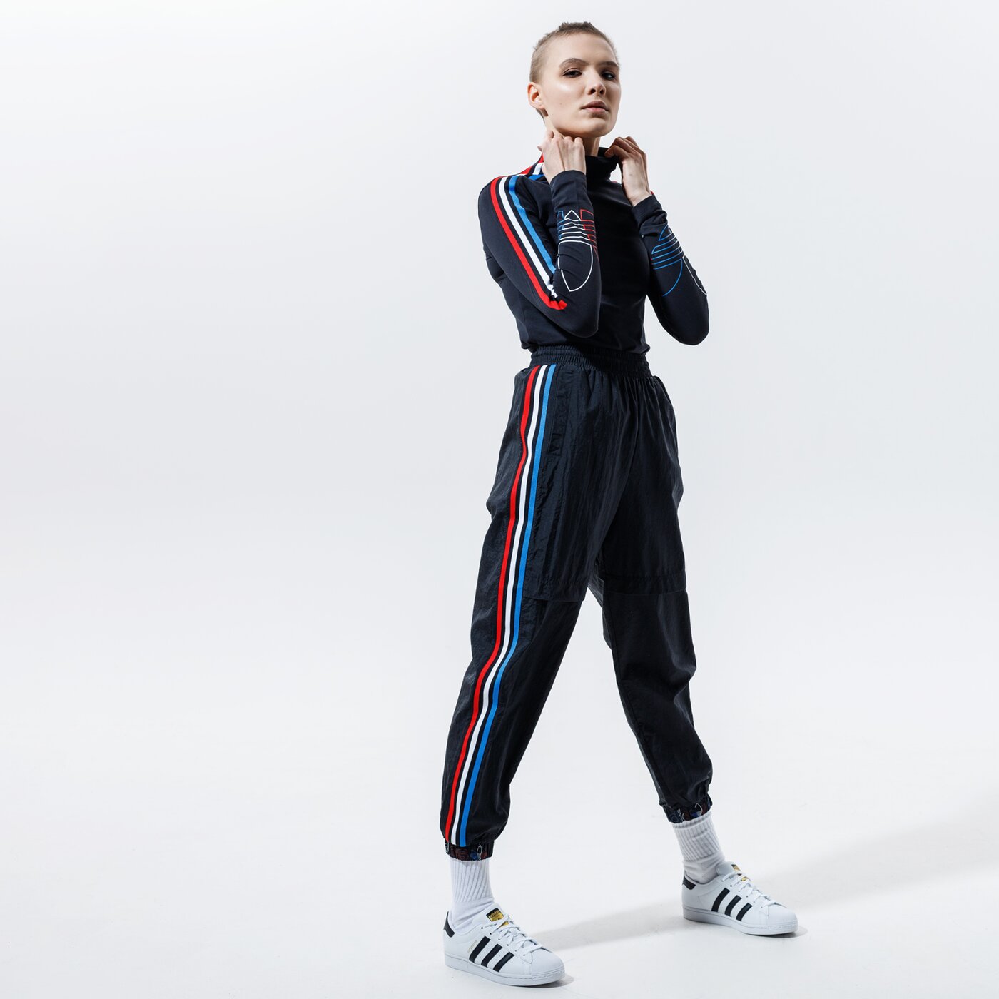 Дамска тениска ADIDAS ТЕНИСКА LONGSLEEVE gn2859 цвят черен