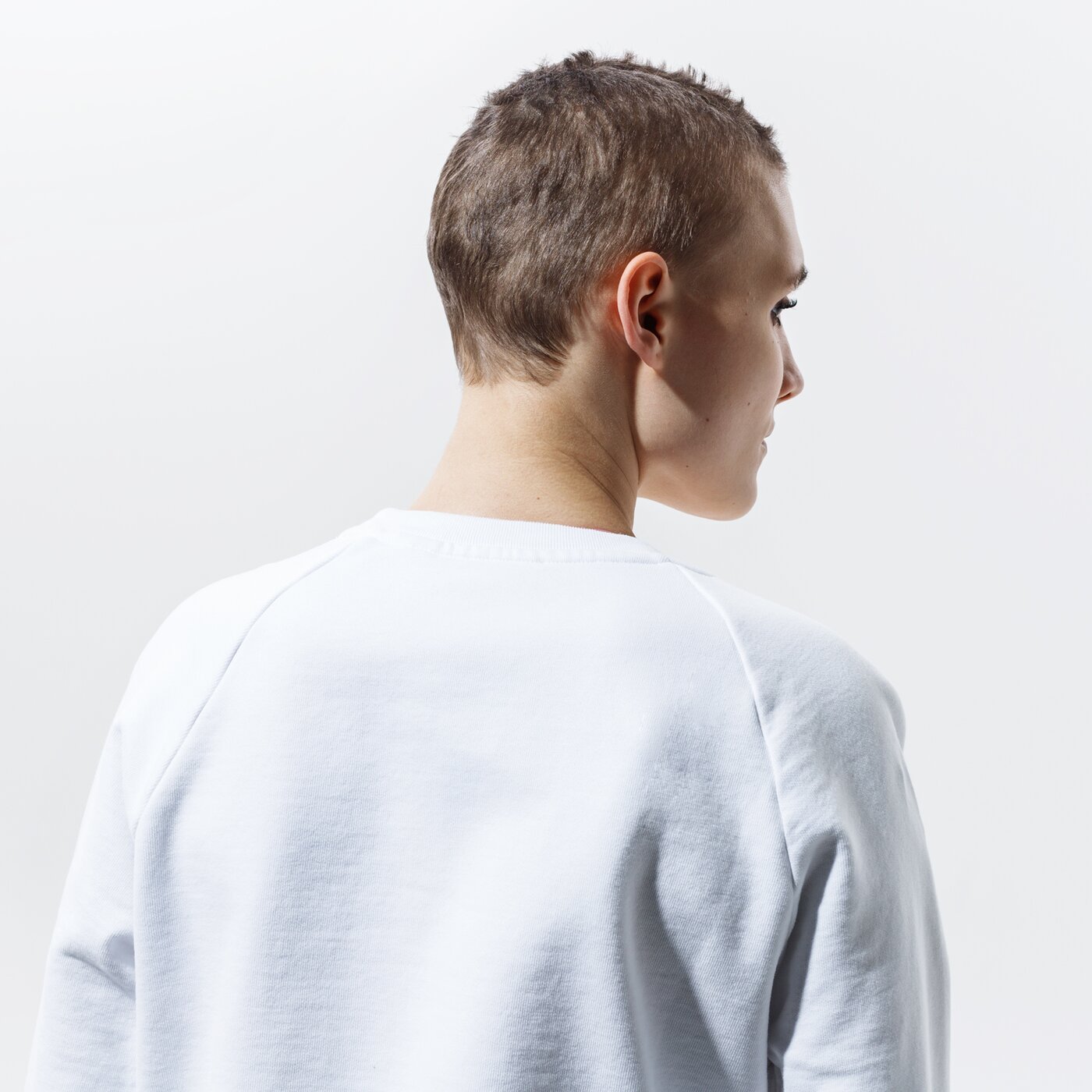 Дамски суичър LEVI'S СУИТЧЪР RELAXED GRAPHIC CREW 29717-0092 цвят бял